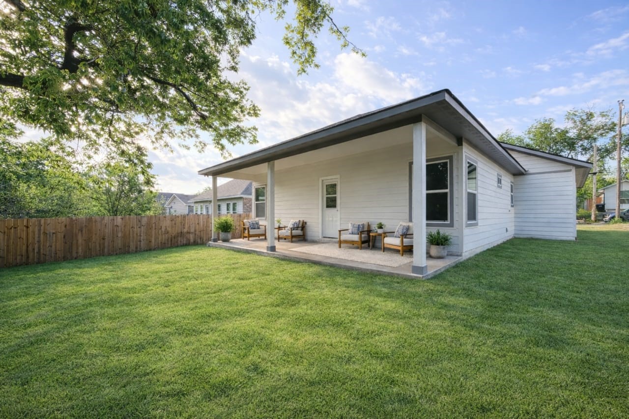 1124 Jones Street Greenville TX 75401