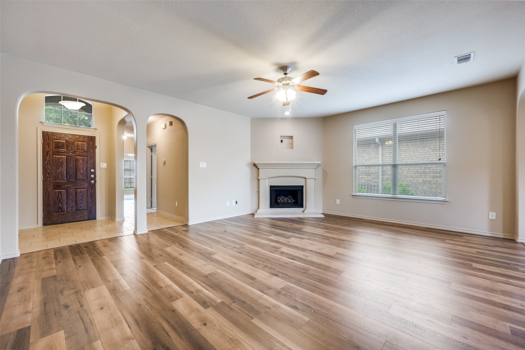 1104 Nora Lane Denton TX 76210