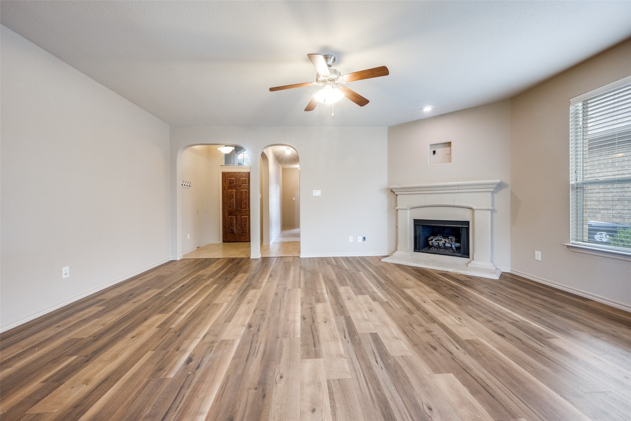 1104 Nora Lane Denton TX 76210