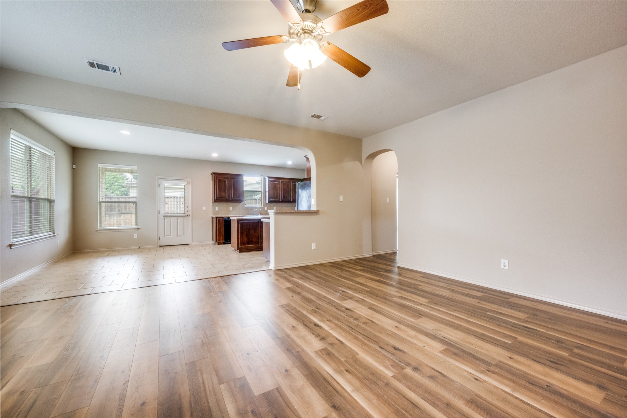 1104 Nora Lane Denton TX 76210