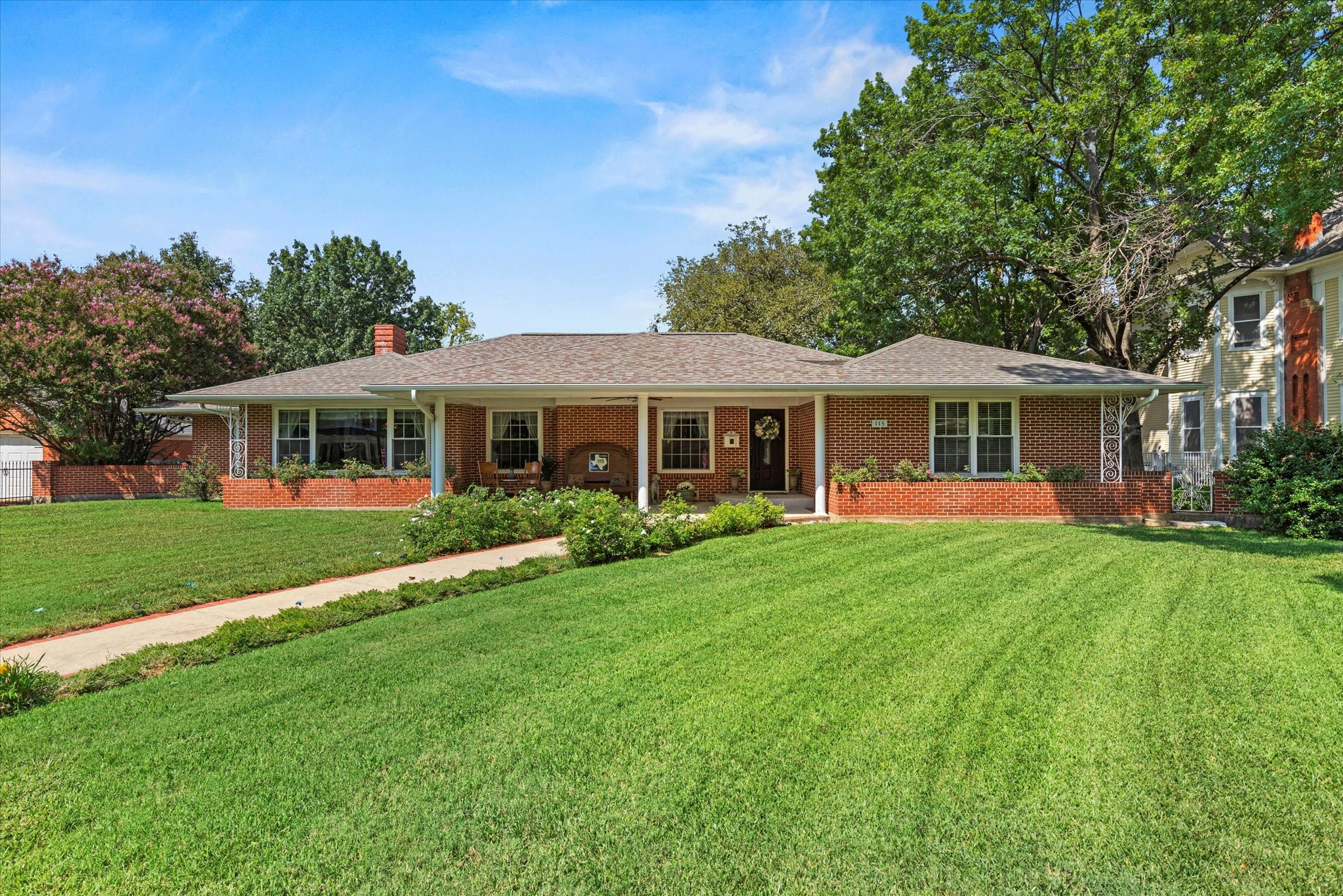 115 E Church Street Gainesville TX 76240