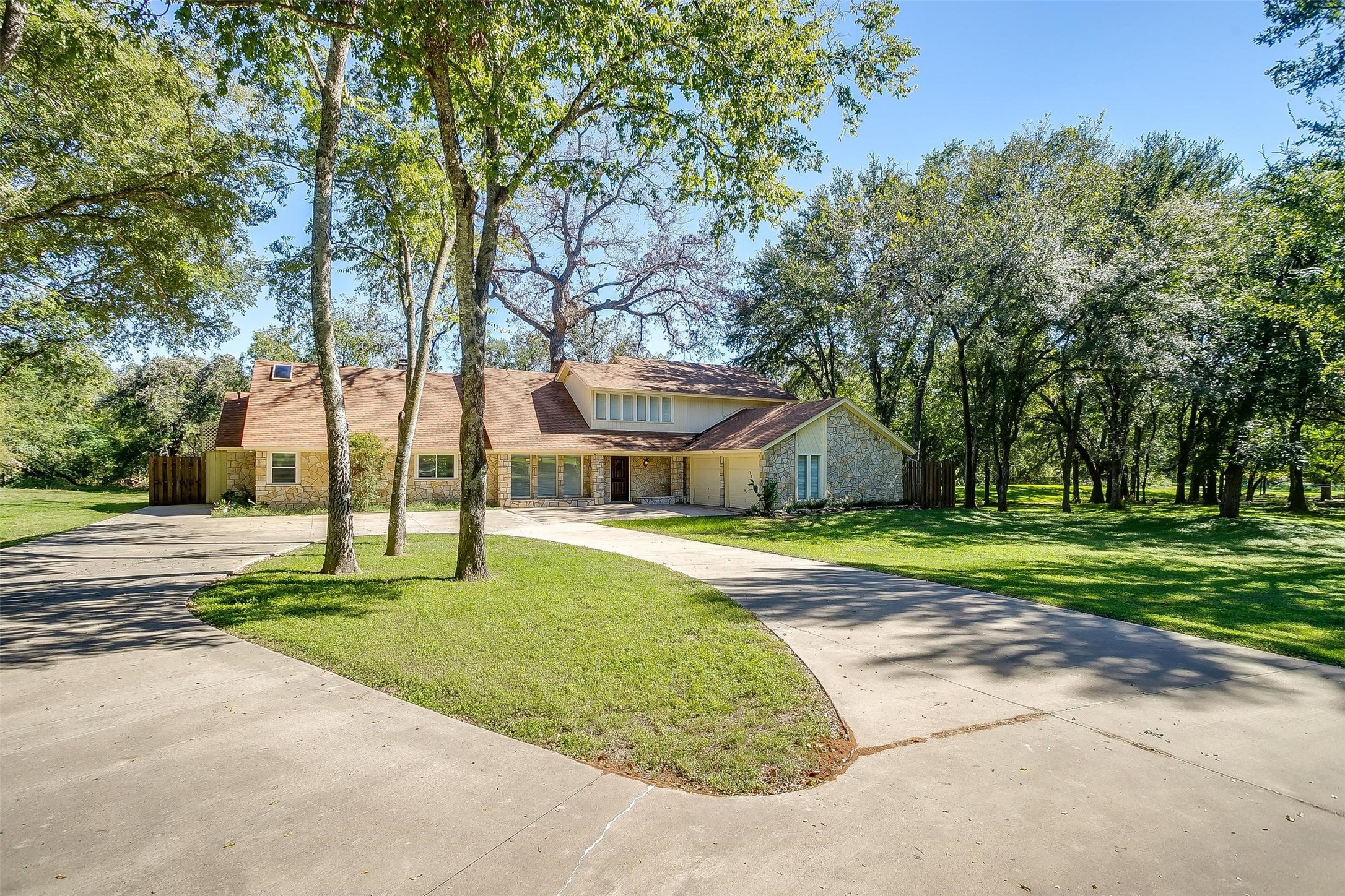 9500 Bellechase Road Granbury TX 76049