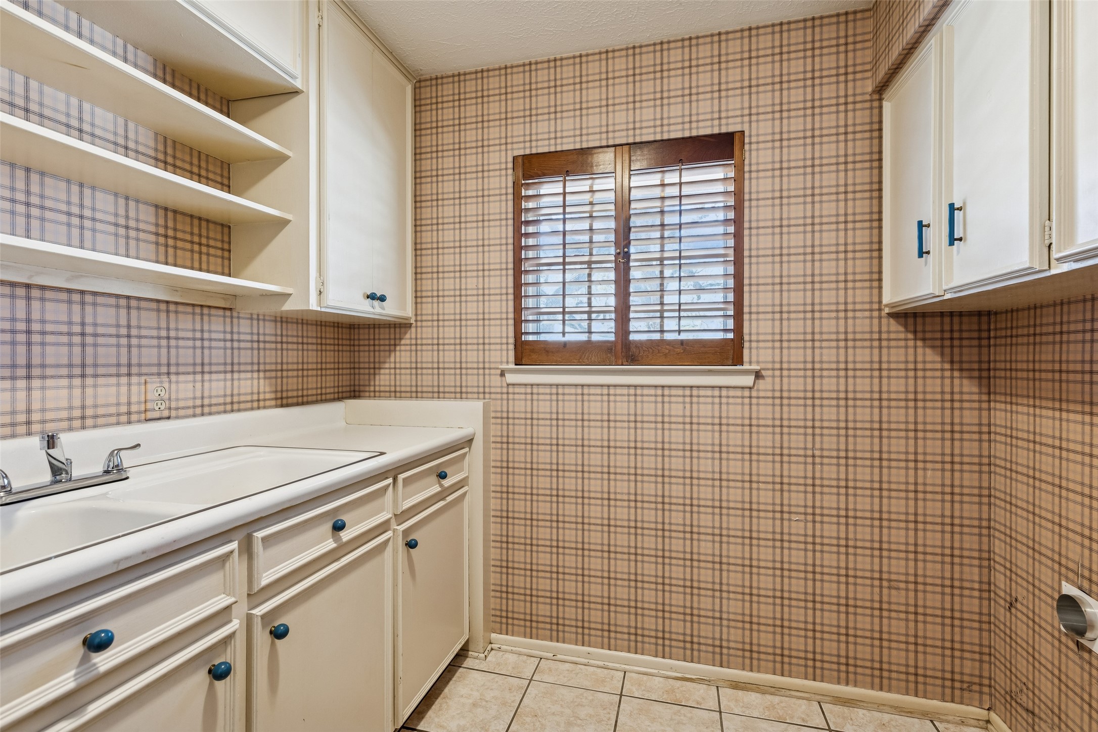 1717 Live Oak Drive Irving TX 75061