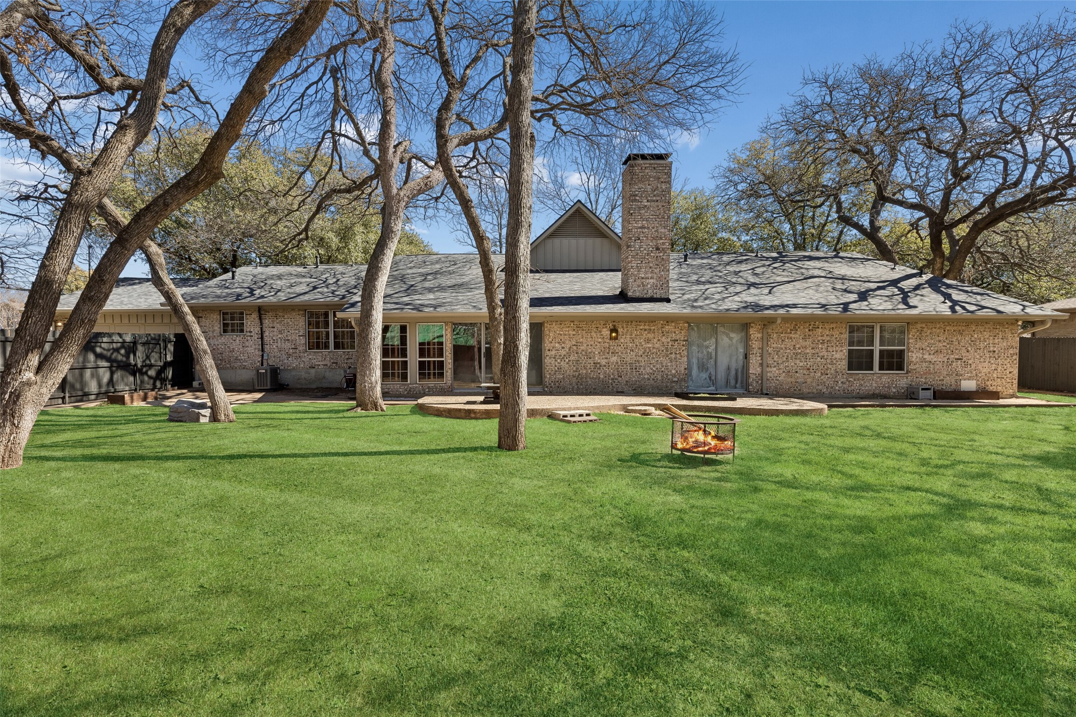 1717 Live Oak Drive Irving TX 75061