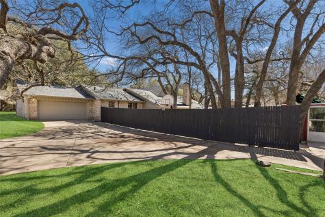 1717 Live Oak Drive Irving TX 75061