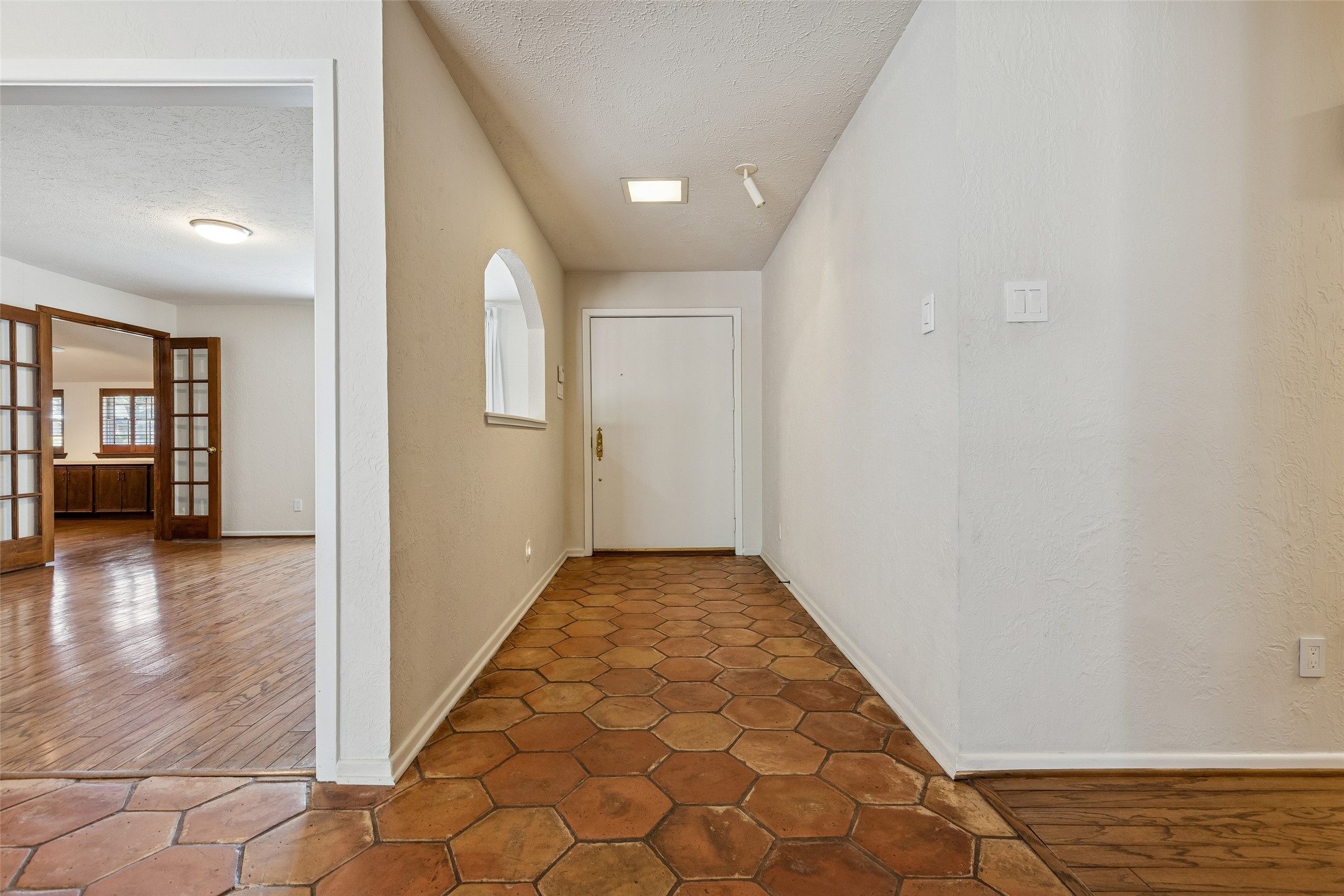 1717 Live Oak Drive Irving TX 75061