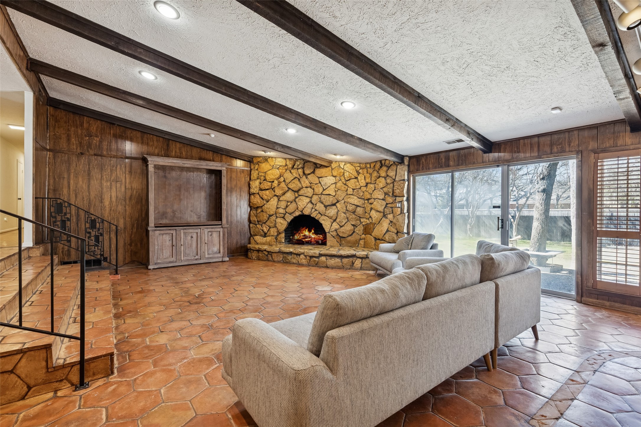 1717 Live Oak Drive Irving TX 75061