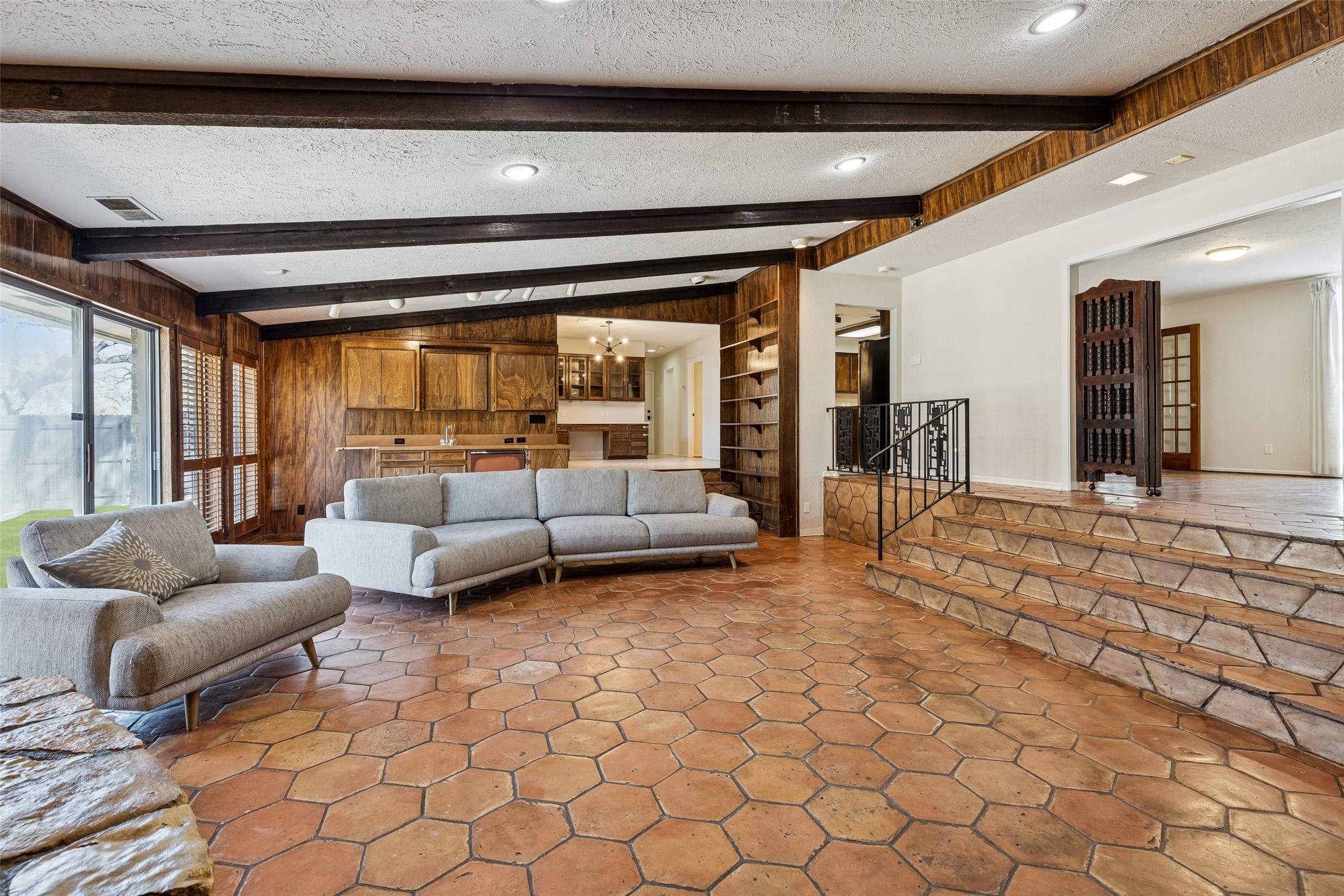 1717 Live Oak Drive Irving TX 75061