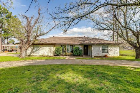 2011 Trailwood Drive Burleson TX 76028