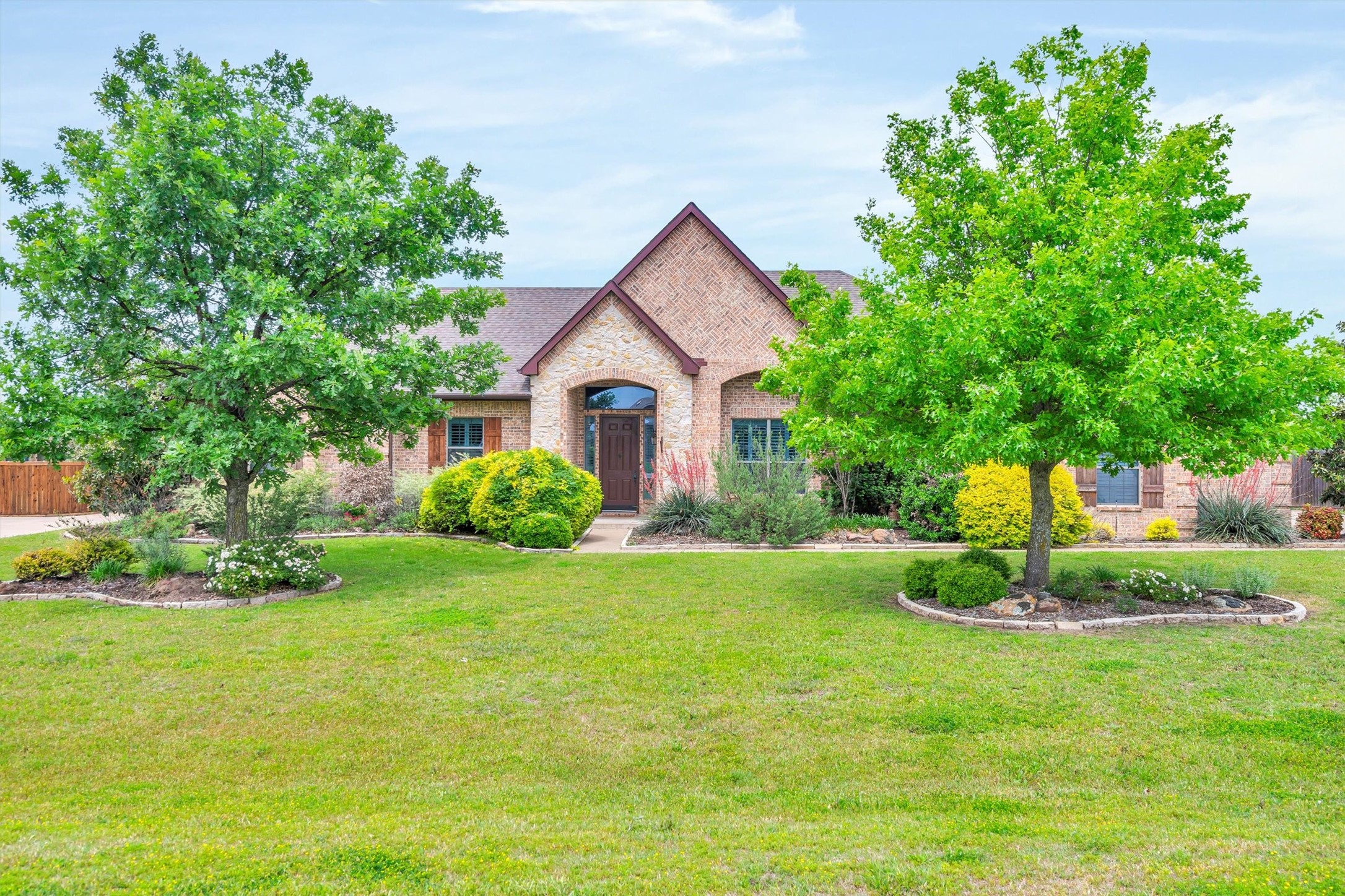 105 Courtney Circle Waxahachie TX 75165