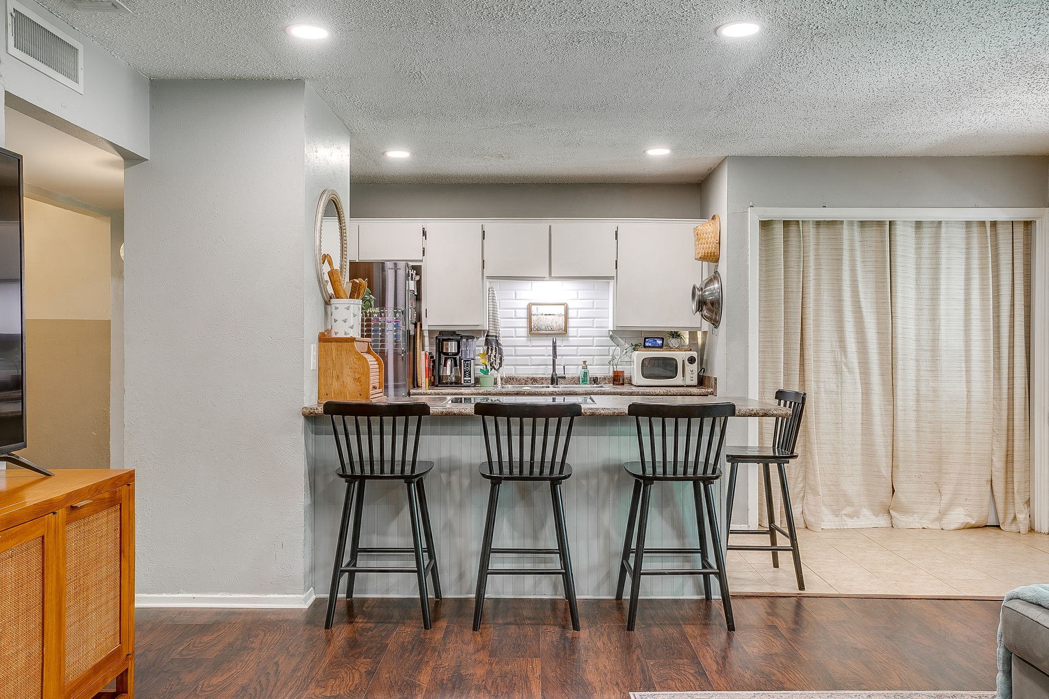 712 Poe Street Azle TX 76020
