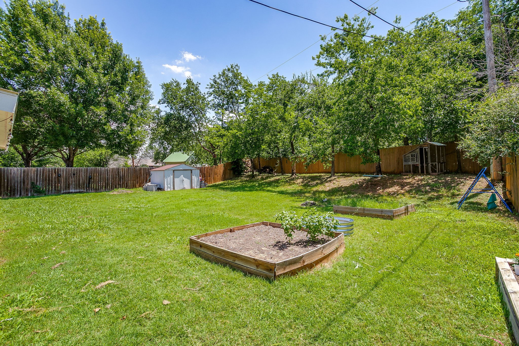 712 Poe Street Azle TX 76020