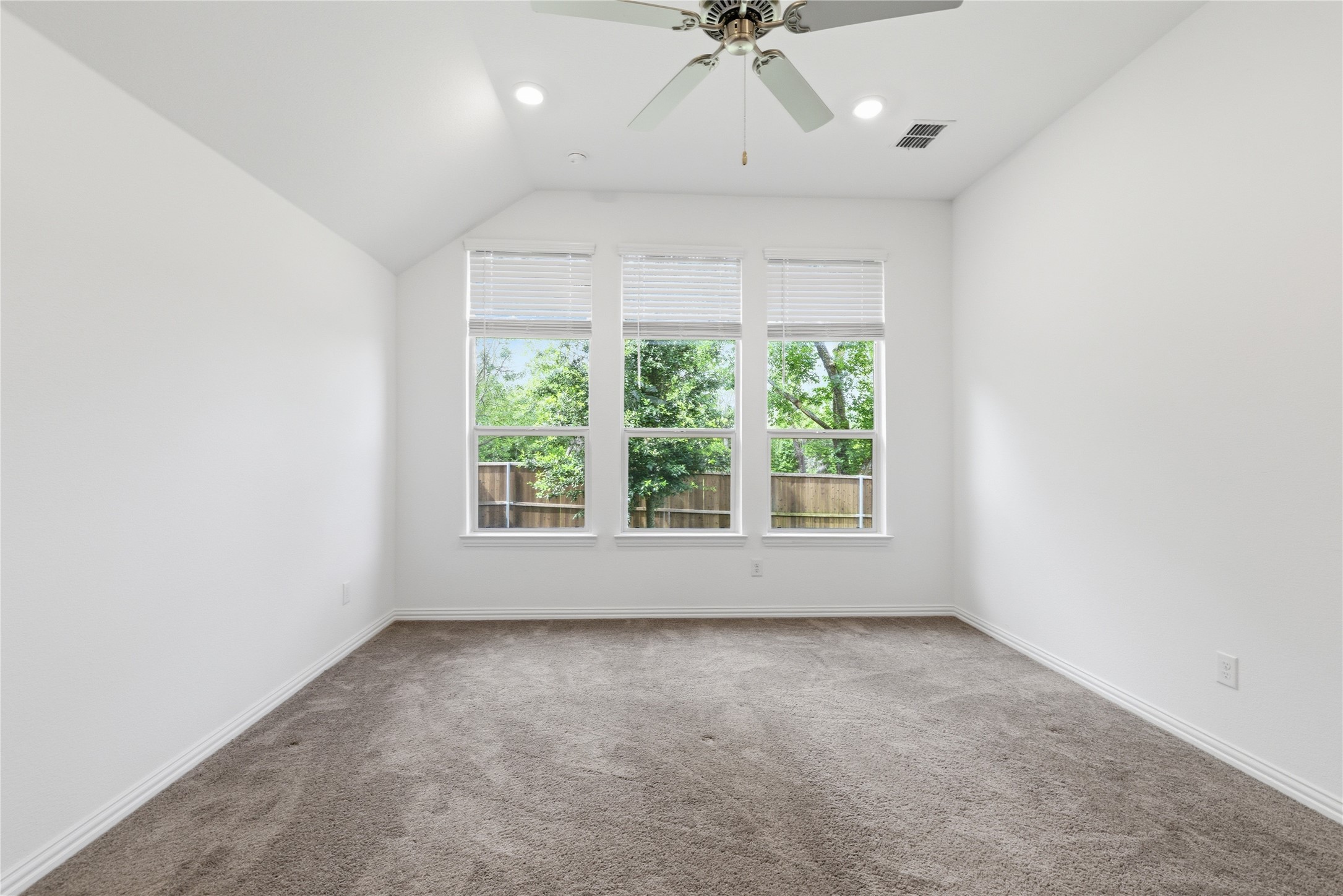 5325 Riverwalk Parkway Garland TX 75040