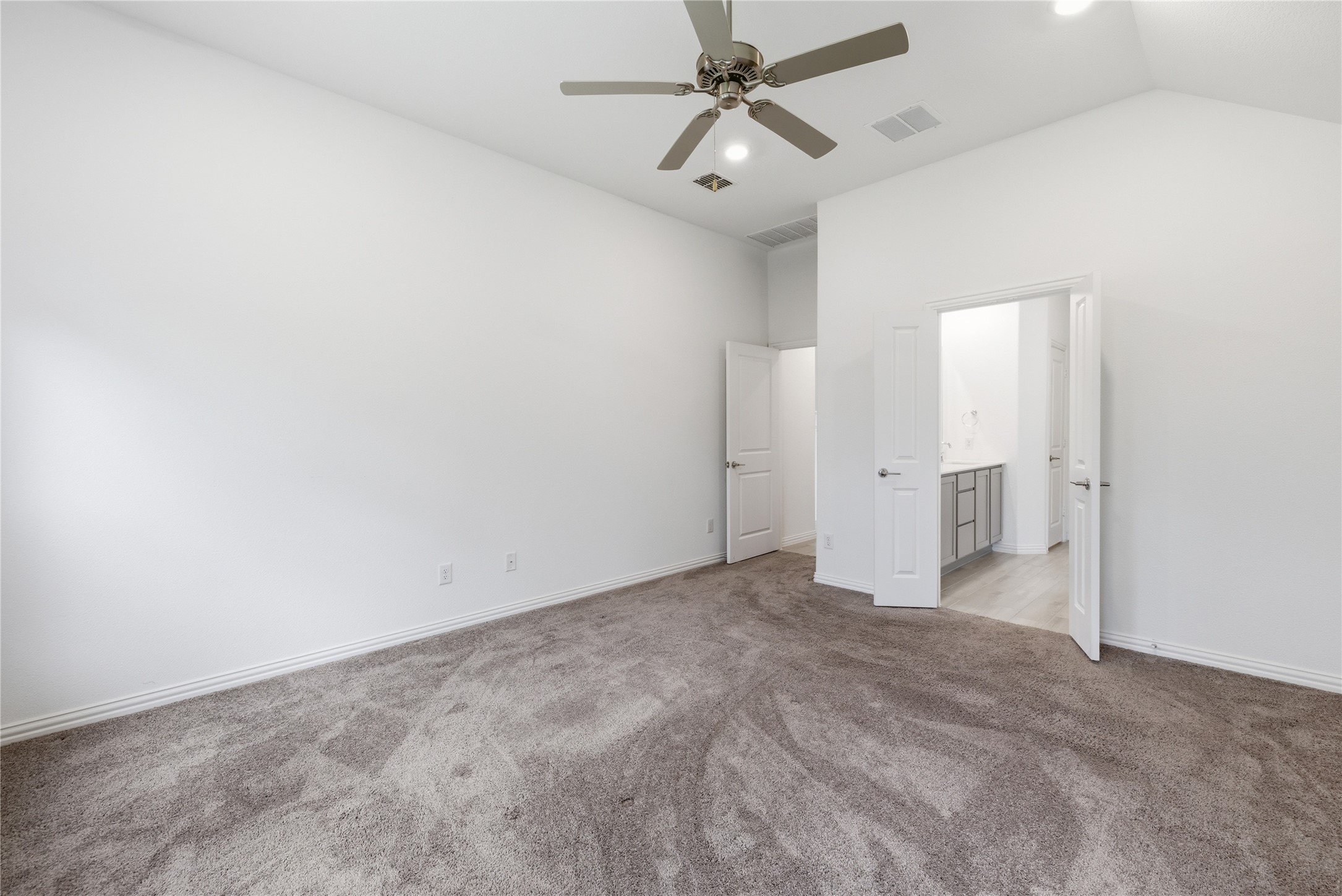 5325 Riverwalk Parkway Garland TX 75040