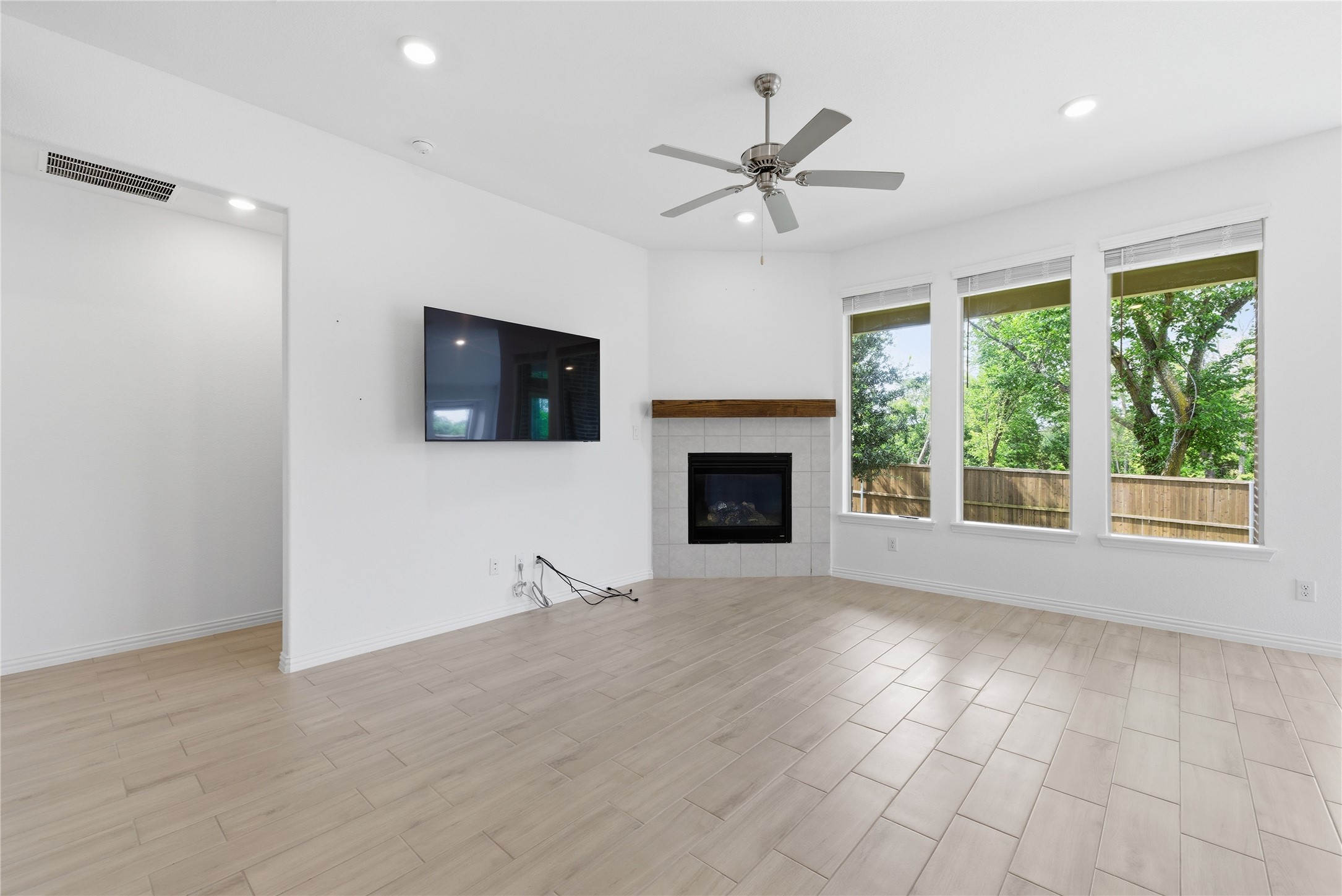 5325 Riverwalk Parkway Garland TX 75040