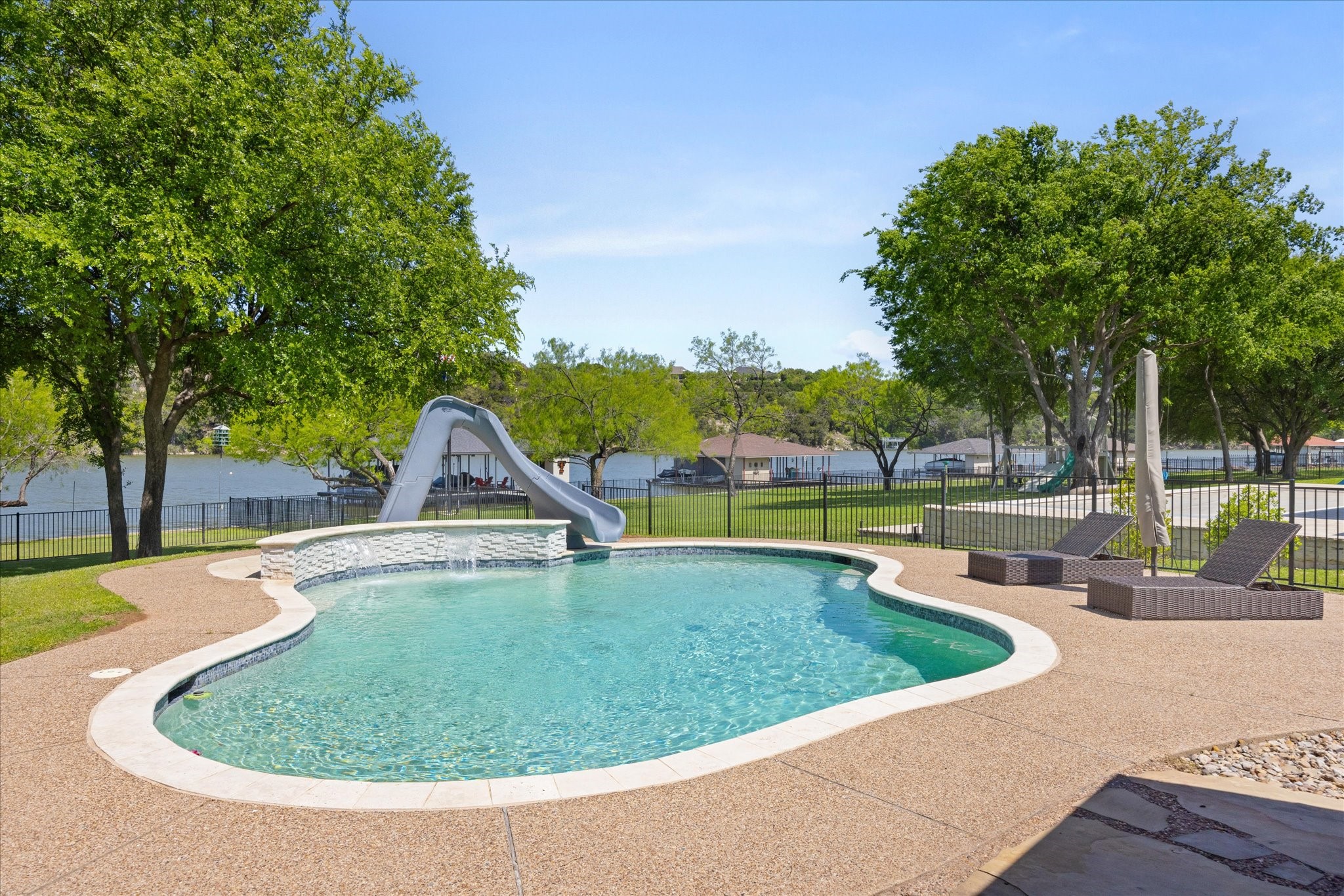 1302 E Baja Court Granbury TX 76048
