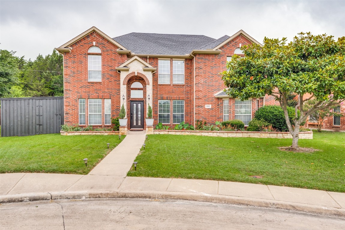 1801 Bramble Creek Drive Desoto TX 75115