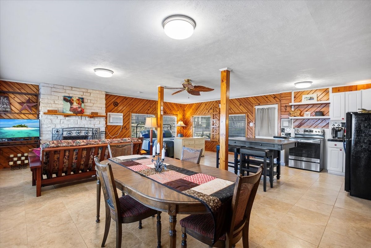 24901 County Road 4117 Frankston TX 75763