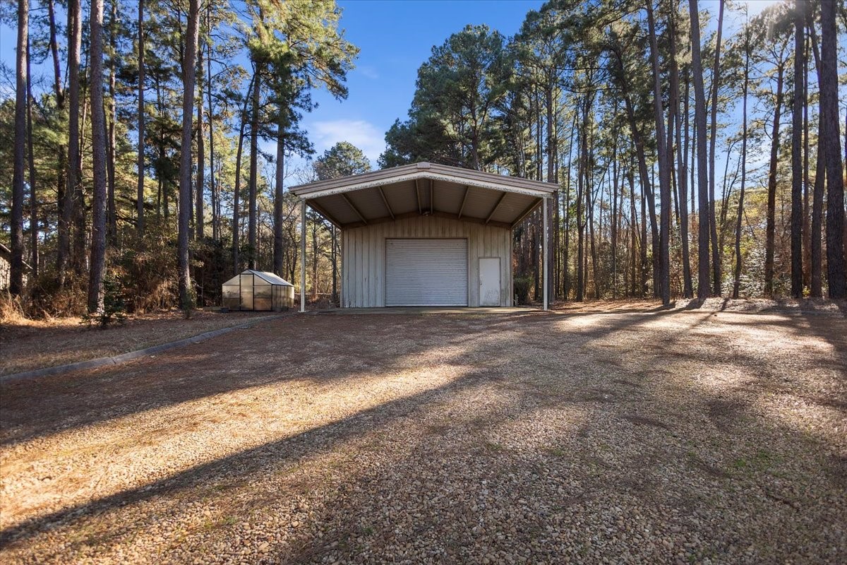 24901 County Road 4117 Frankston TX 75763