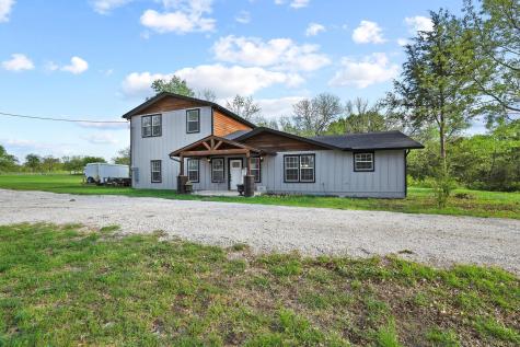 1604 County Road 4040 Savoy TX 75479