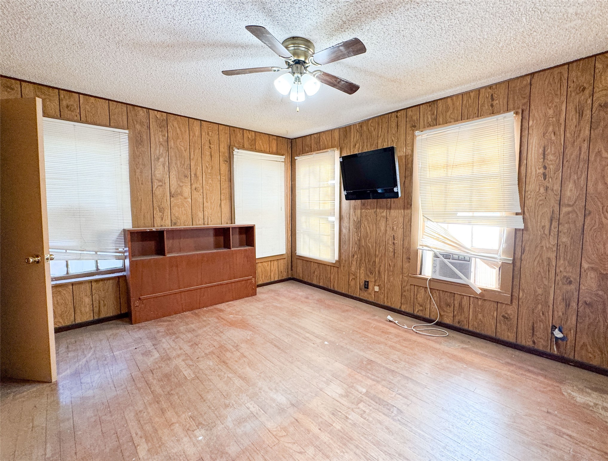 2007 Avenue E Cisco TX 76437