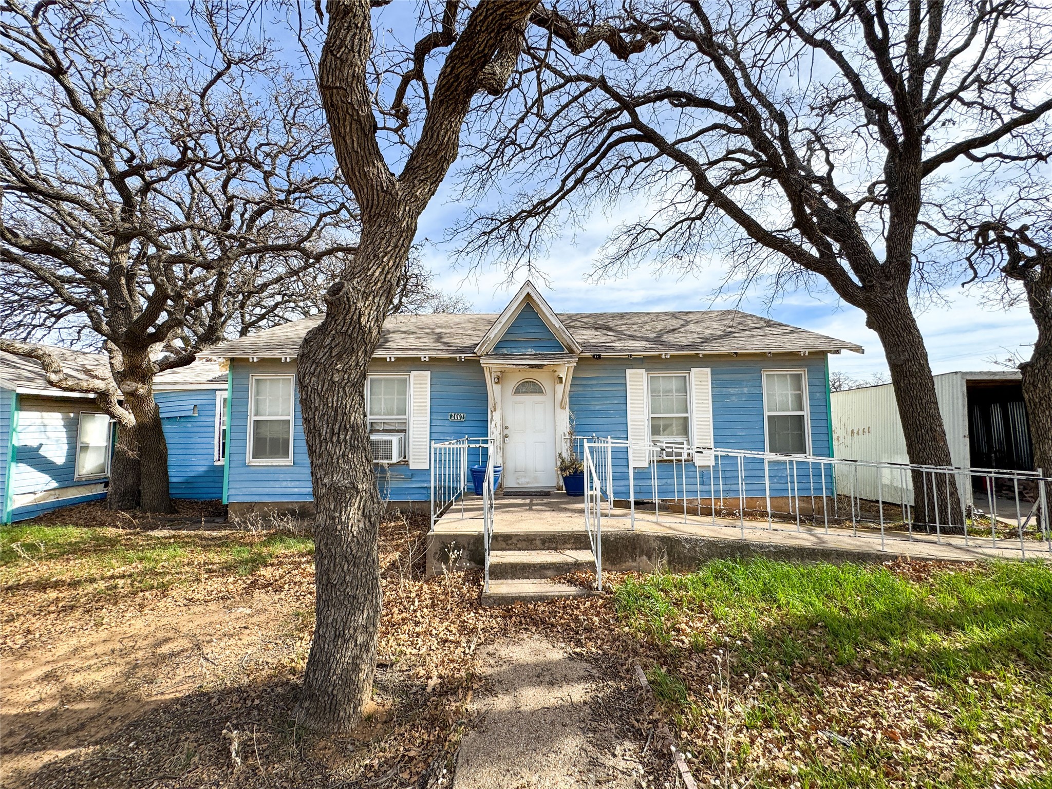 2007 Avenue E Cisco TX 76437