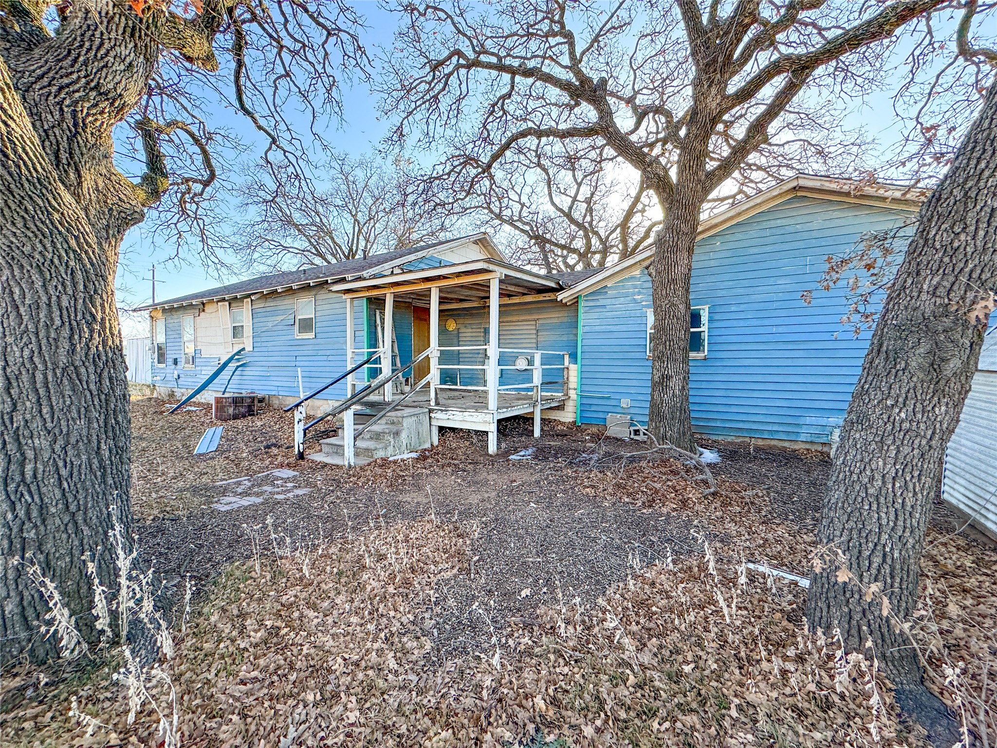 2007 Avenue E Cisco TX 76437