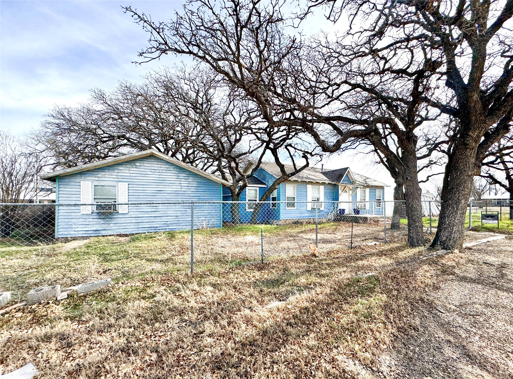 2007 Avenue E Cisco TX 76437