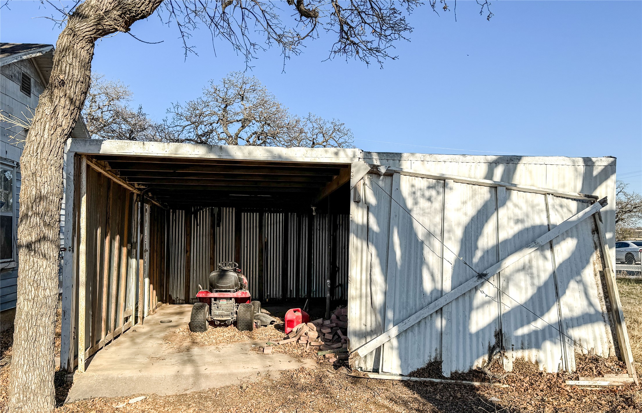 2007 Avenue E Cisco TX 76437
