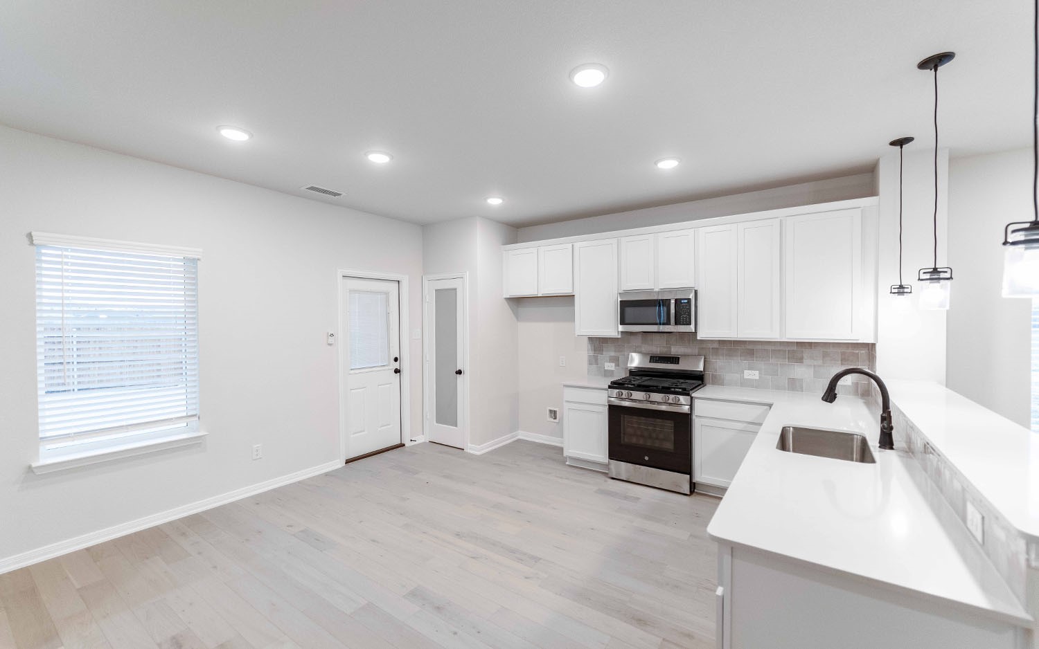 2408 Hollyhill Way Sherman TX 75092