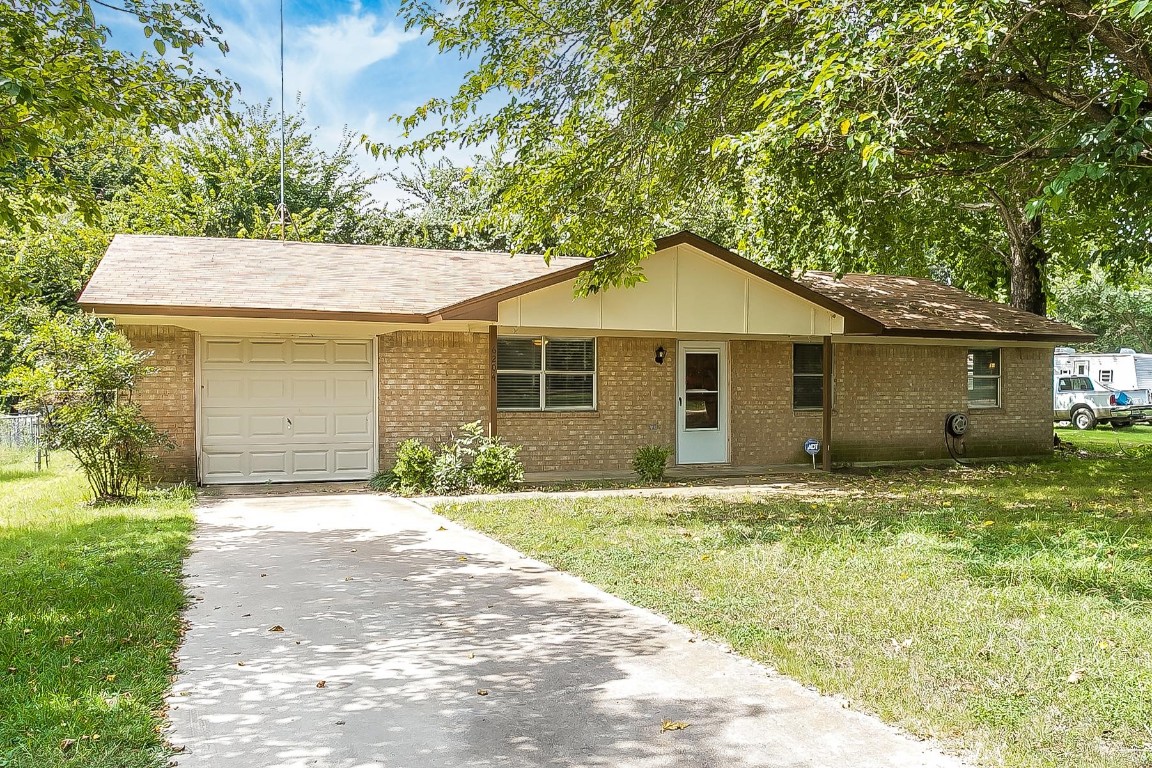 6204 Creek Crossing Road Alvarado TX 76009