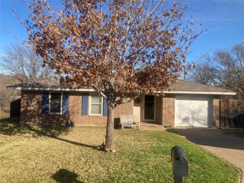 1805 Crawford Street Graham TX 76450