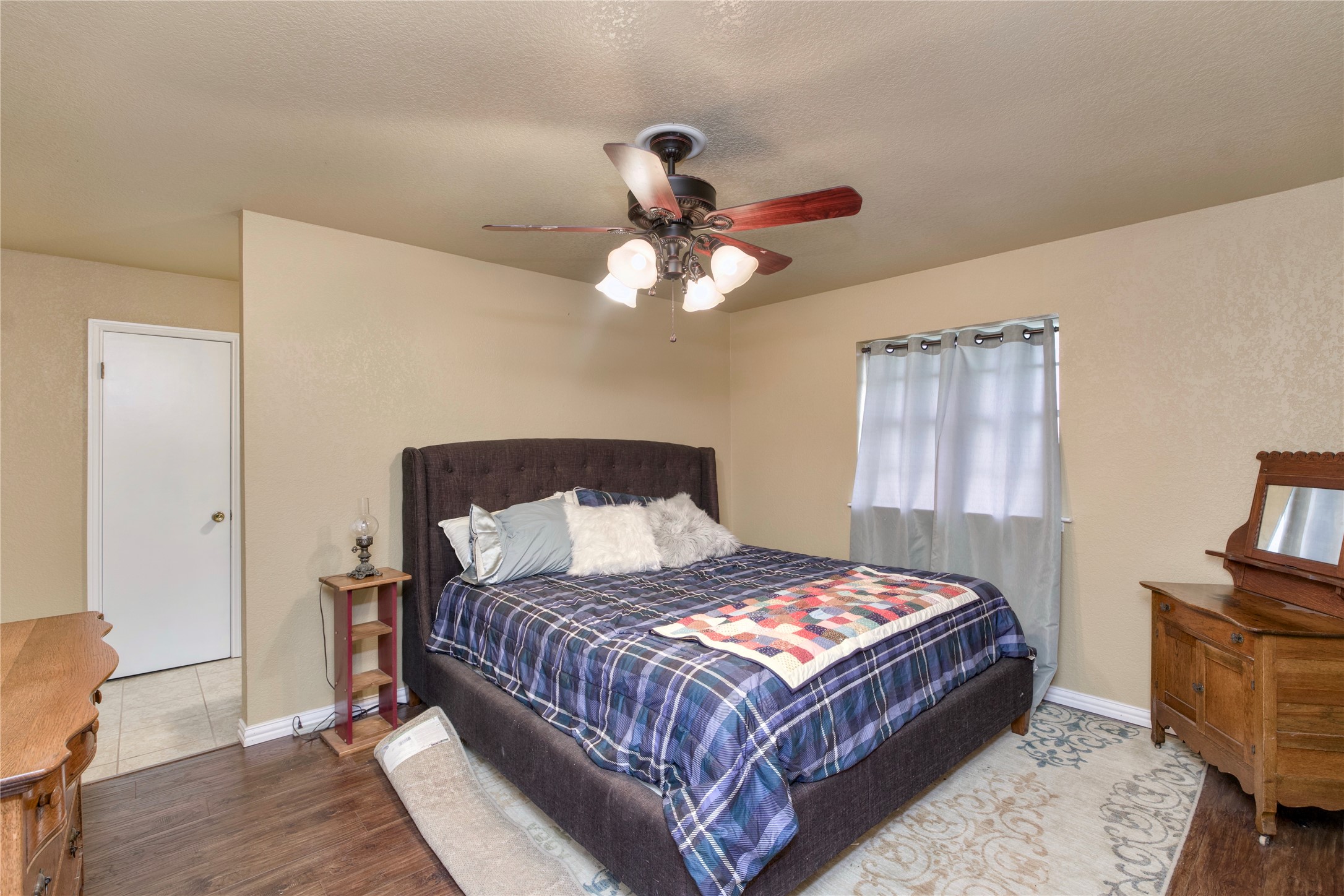 216 Rolling Hills Drive Aledo TX 76008