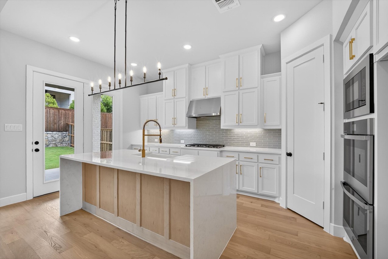 932 Shady Oaks Drive Rockwall TX 75087