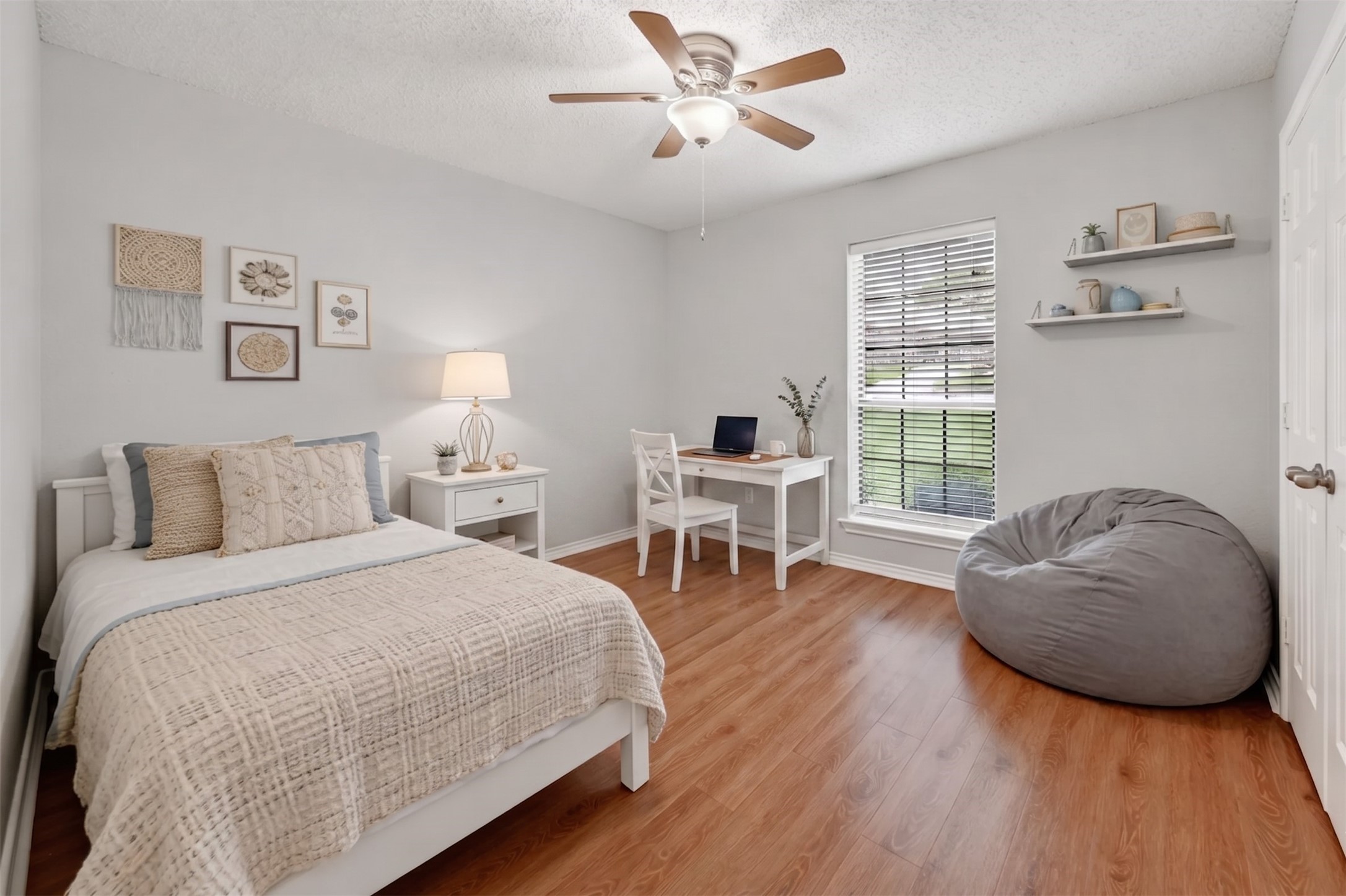 605 Meadowcrest Drive Highland Village TX 75077