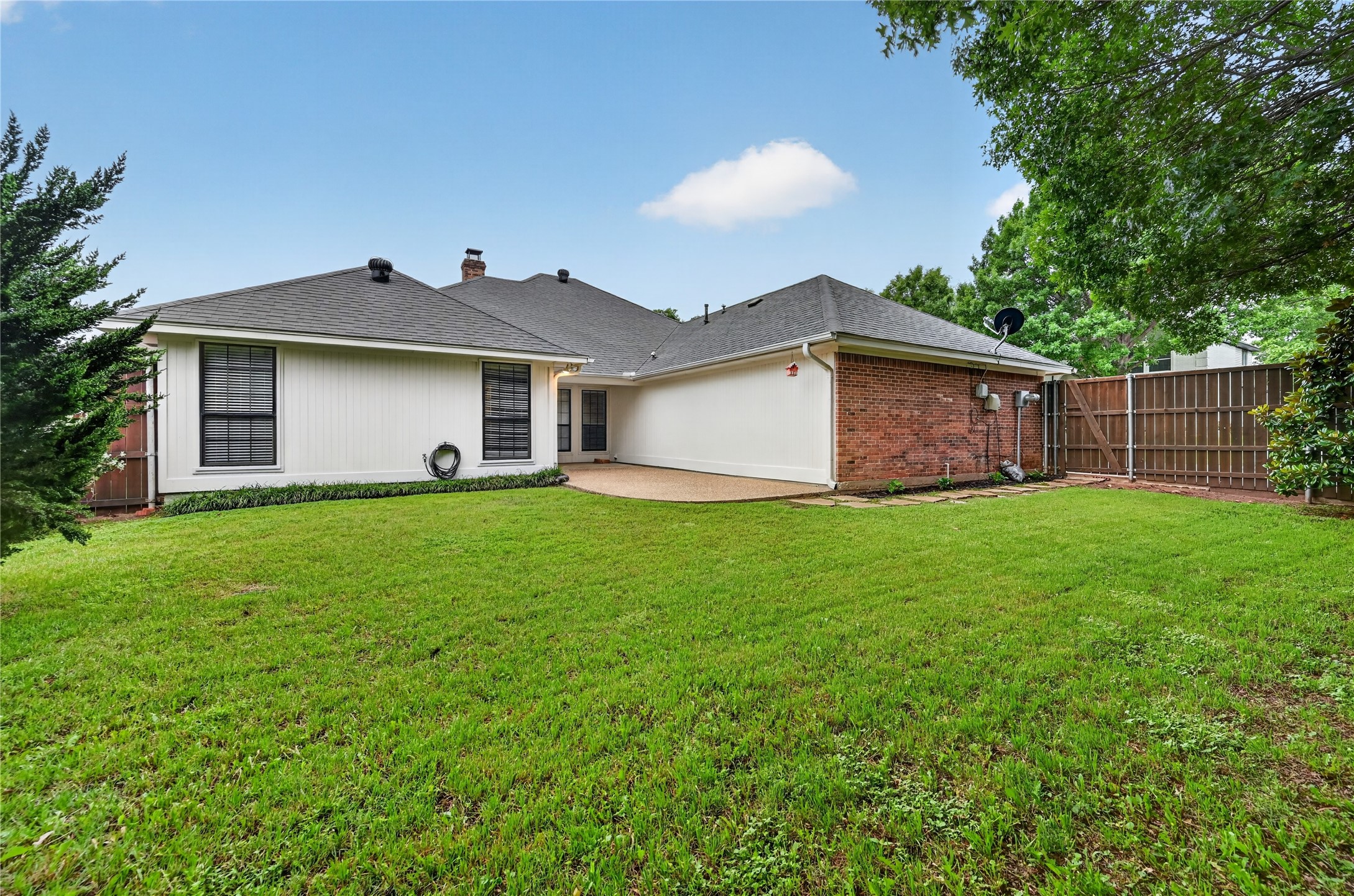 605 Meadowcrest Drive Highland Village TX 75077