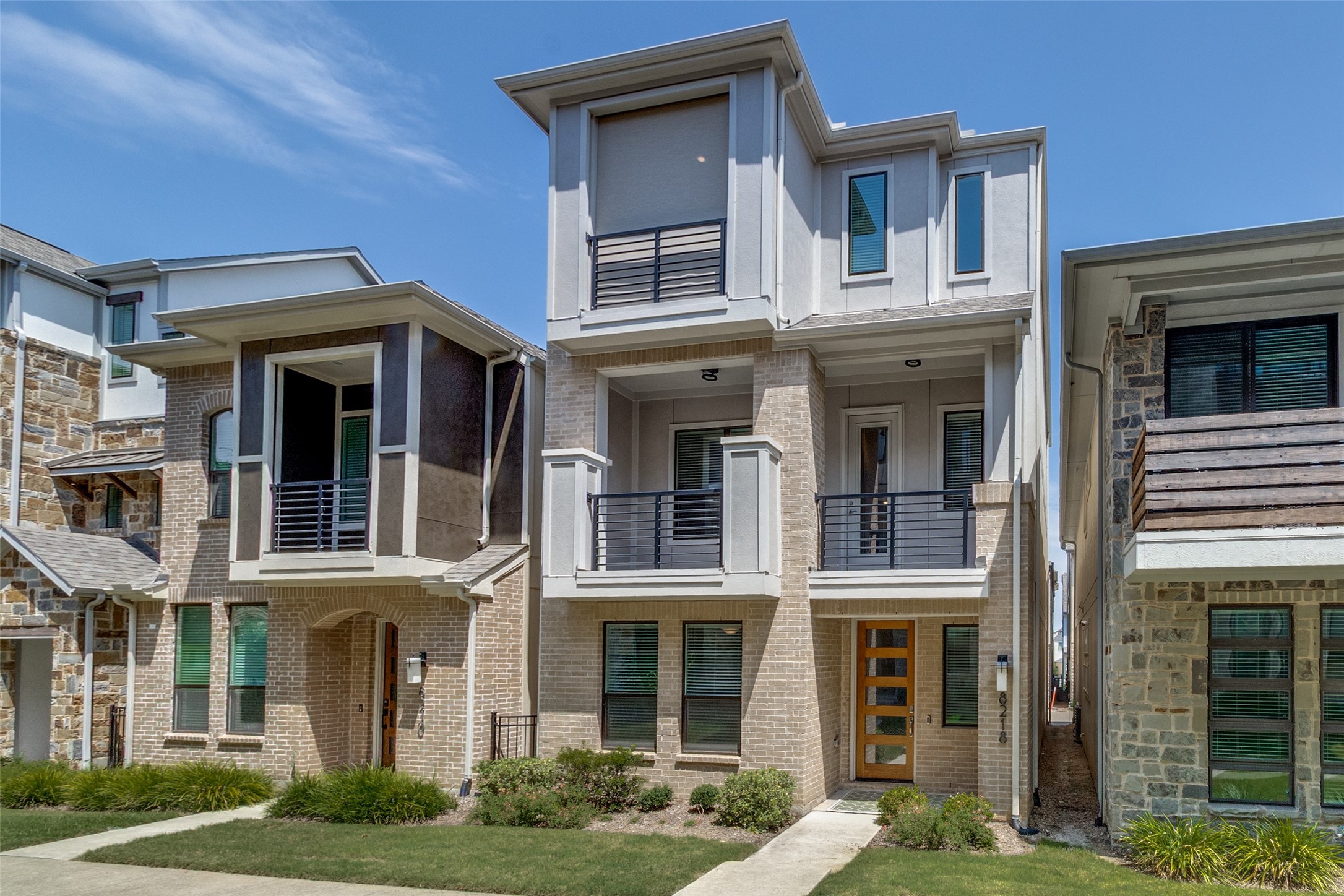 8218 Laflin Lane Dallas TX 75231