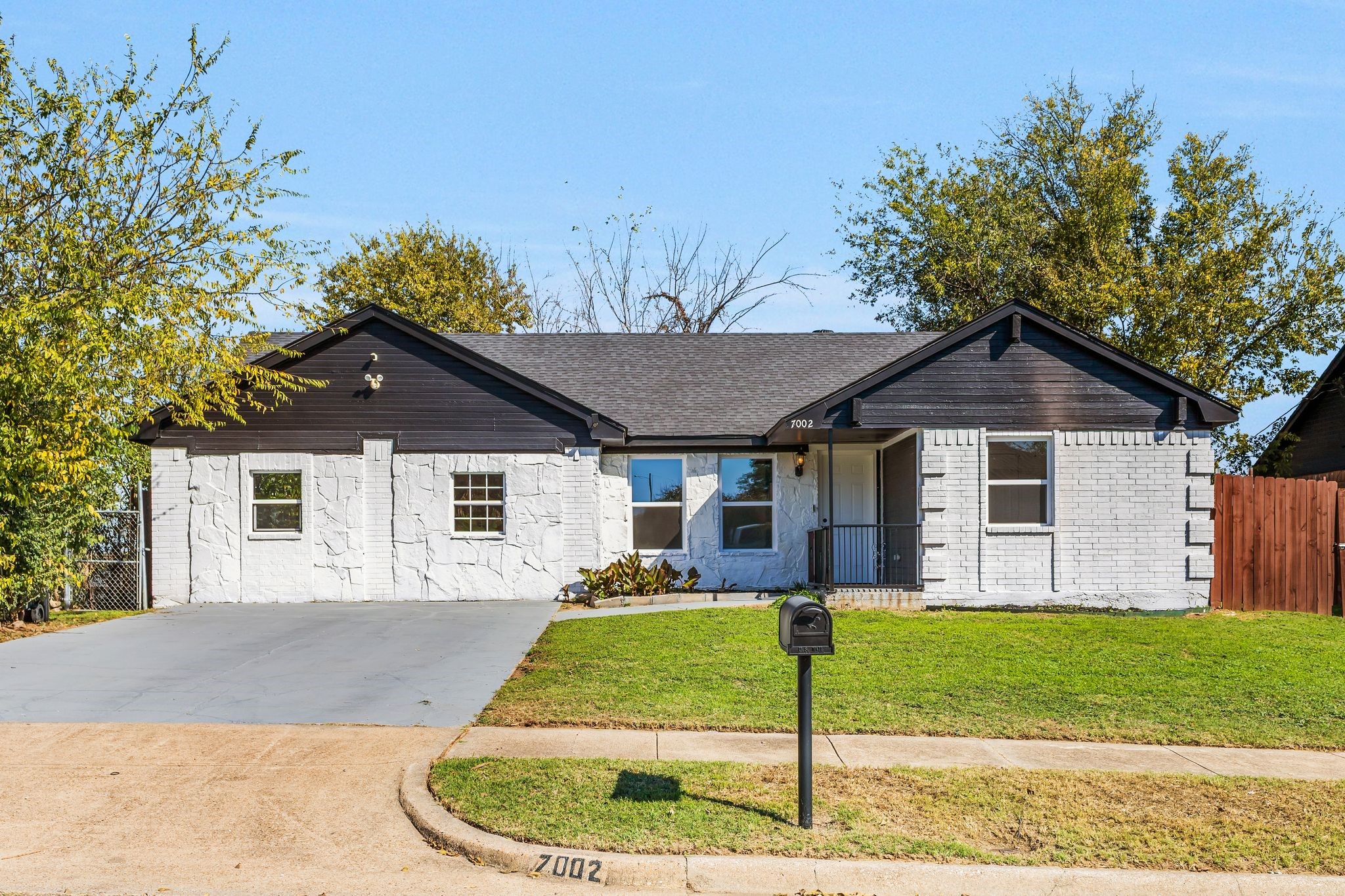 7002 Troy Glen Drive Dallas TX 75241