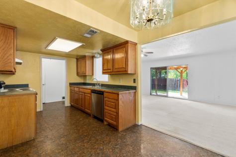 1211 Rancho Drive Mesquite TX 75149