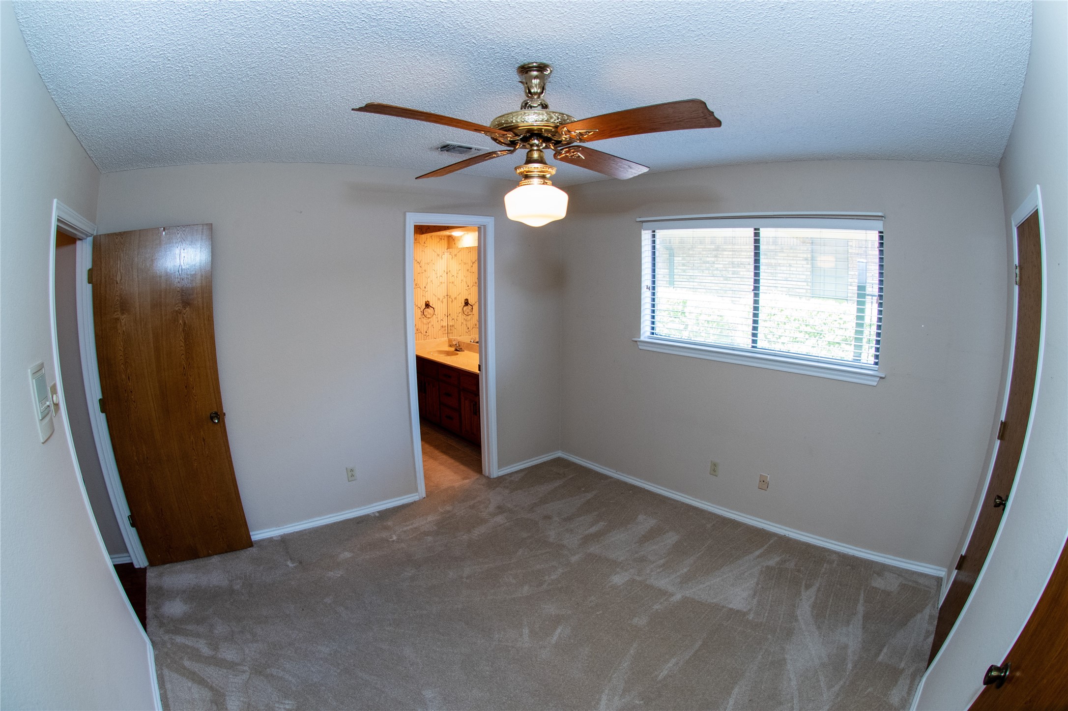 5601 Dye Drive Arlington TX 76013
