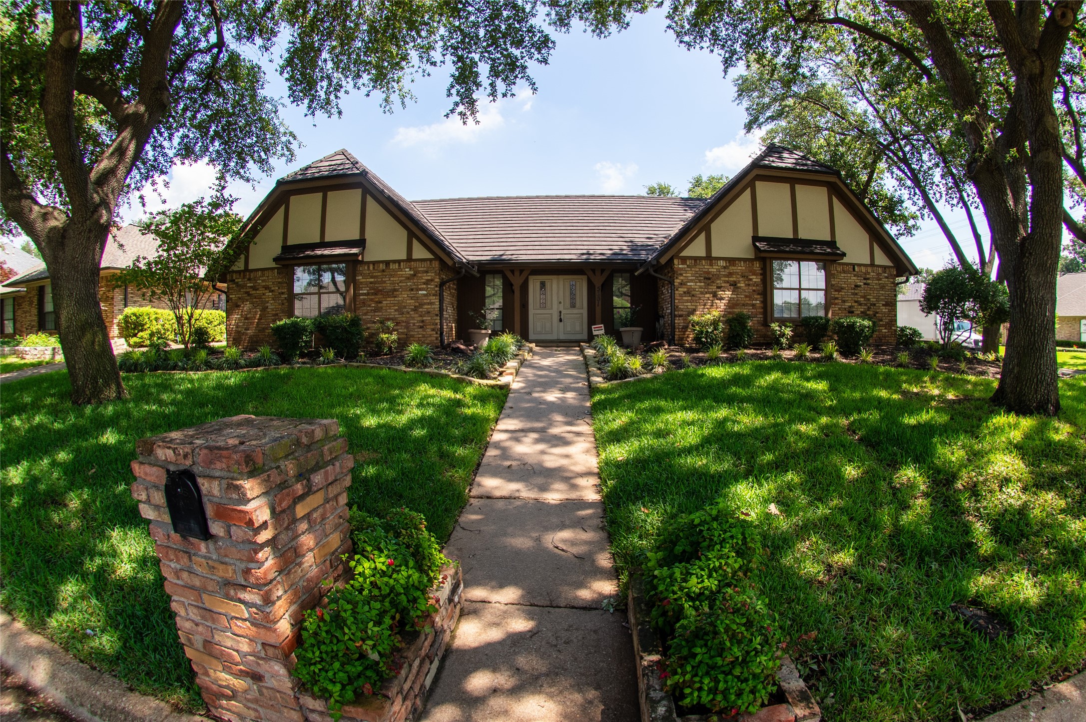5601 Dye Drive Arlington TX 76013