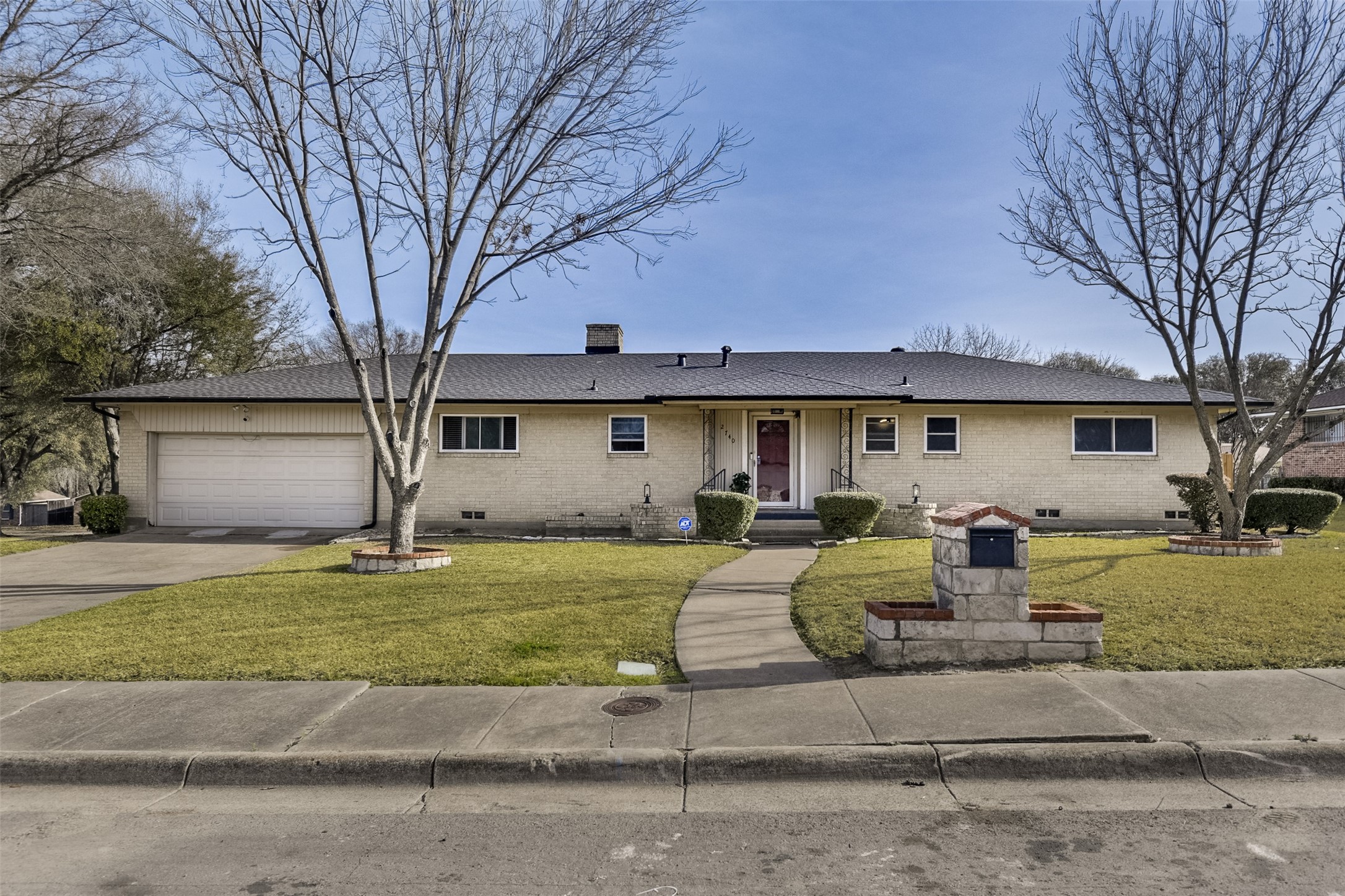 2740 Maceo Circle Dallas TX 75216