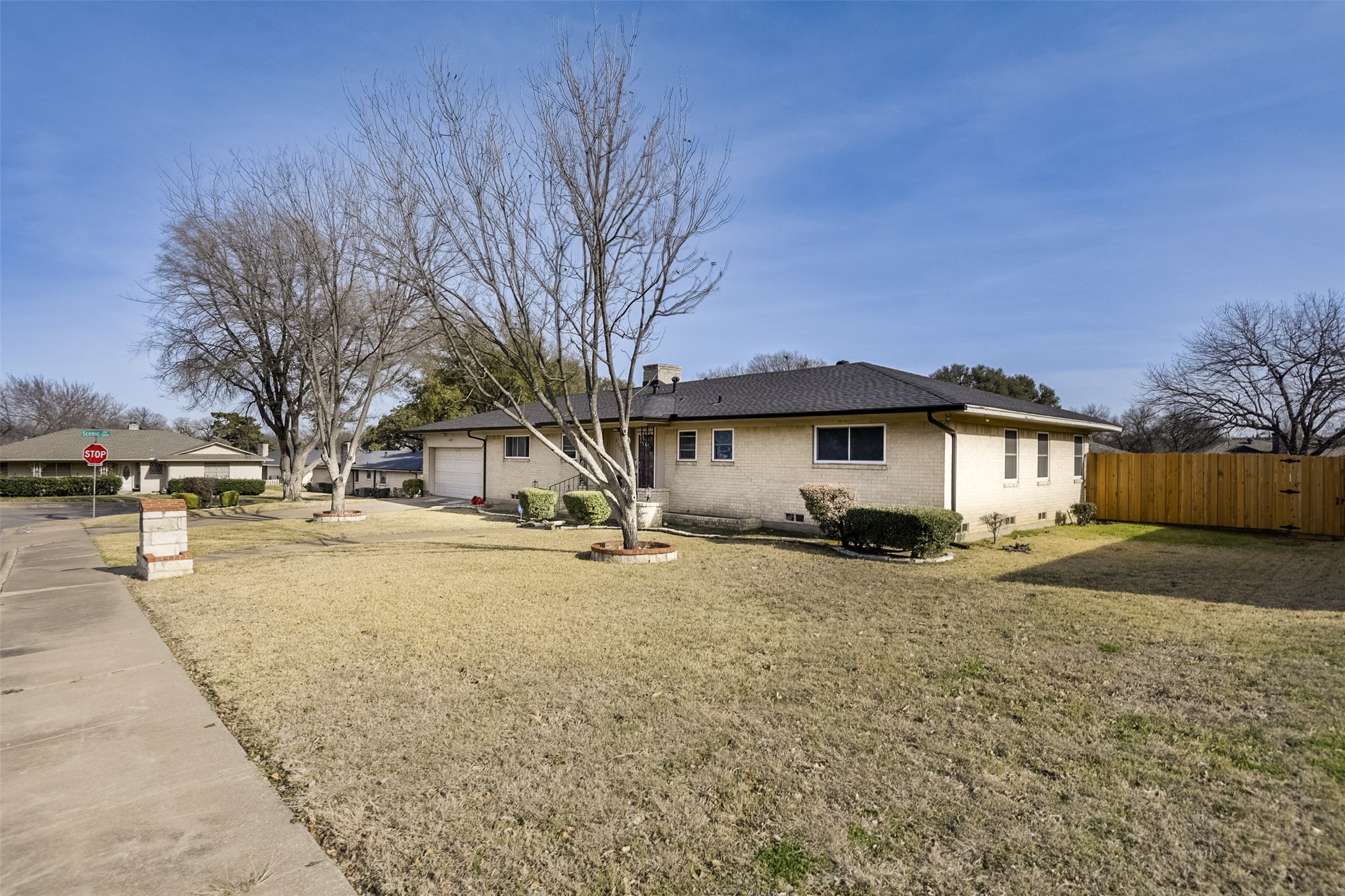 2740 Maceo Circle Dallas TX 75216