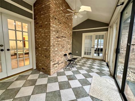 2909 Gainesborough Drive Dallas TX 75287