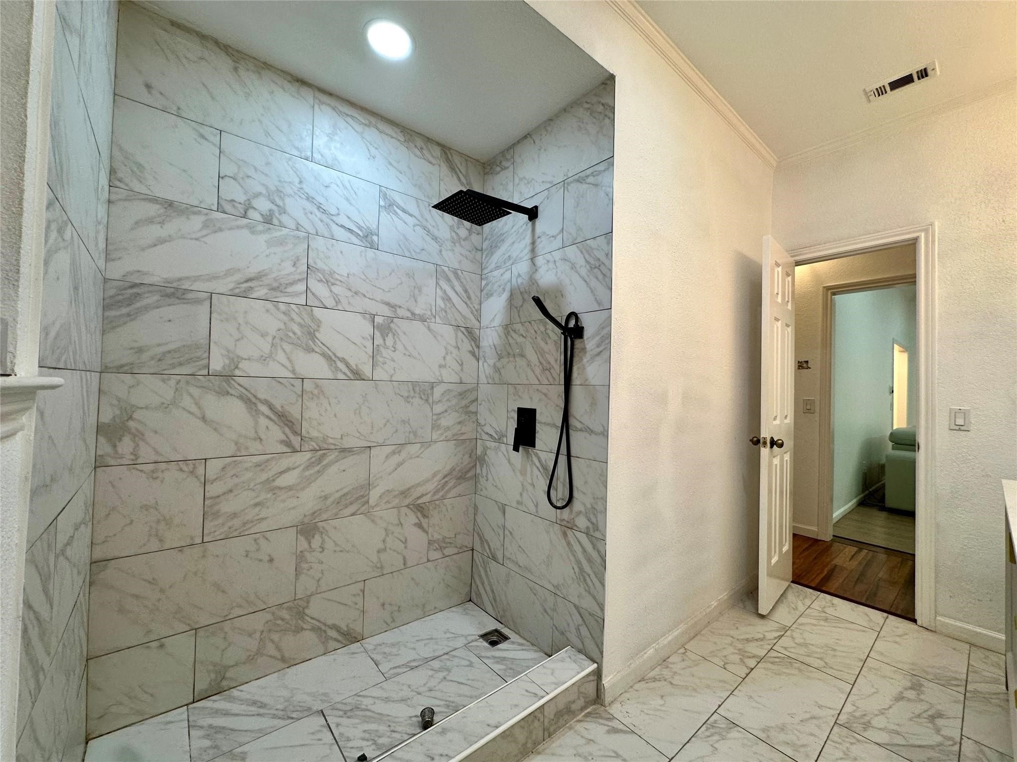 2909 Gainesborough Drive Dallas TX 75287