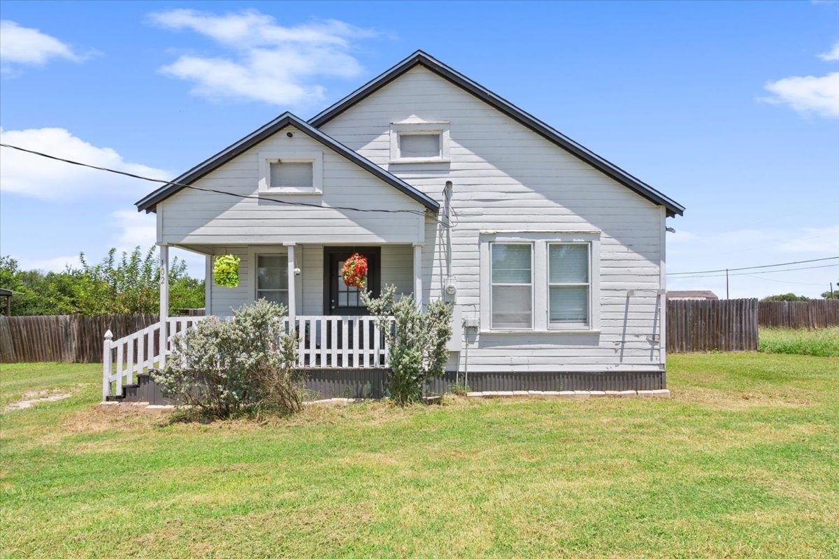 102 Brookshire Riesel TX 76682