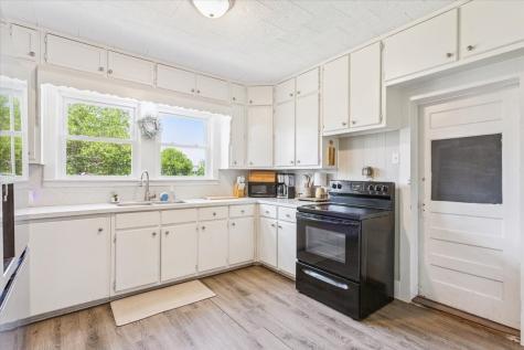 102 Brookshire Riesel TX 76682