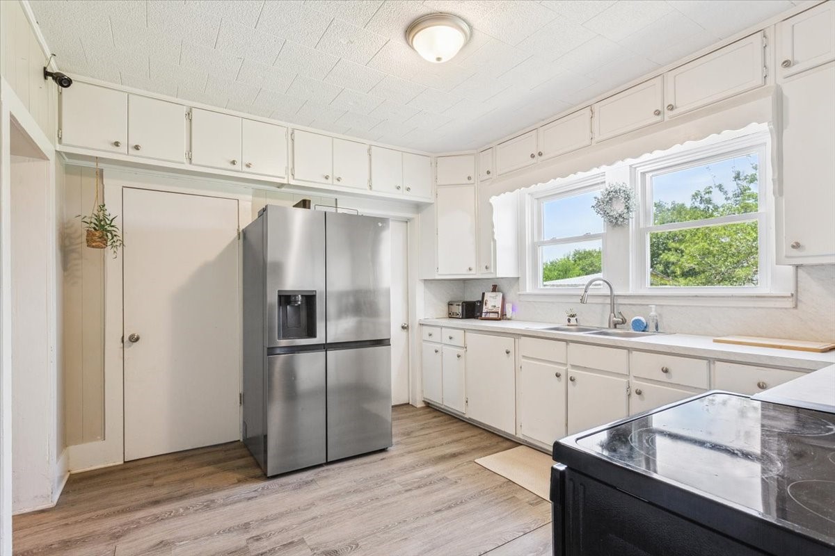 102 Brookshire Riesel TX 76682
