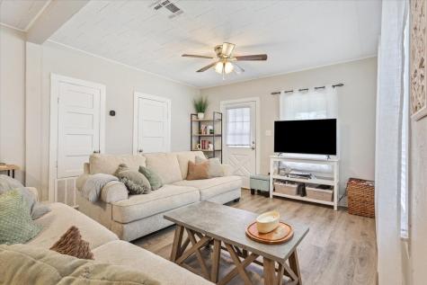 102 Brookshire Riesel TX 76682