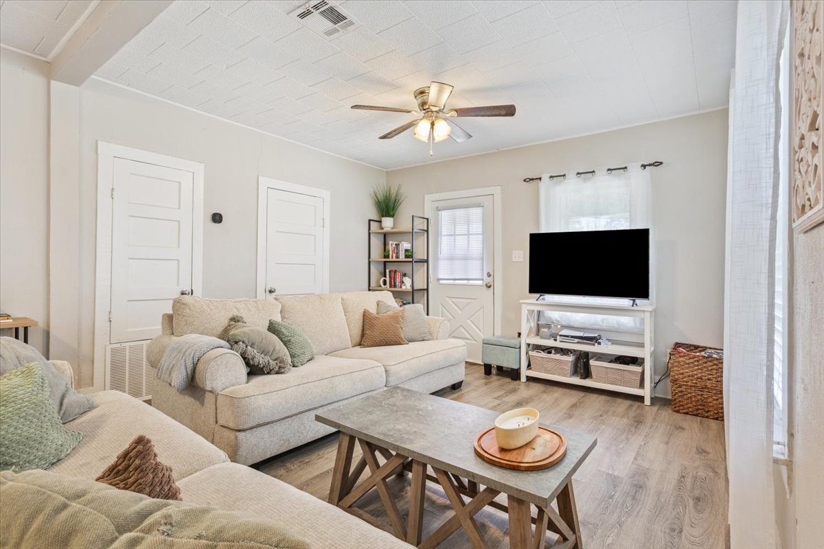 102 Brookshire Riesel TX 76682